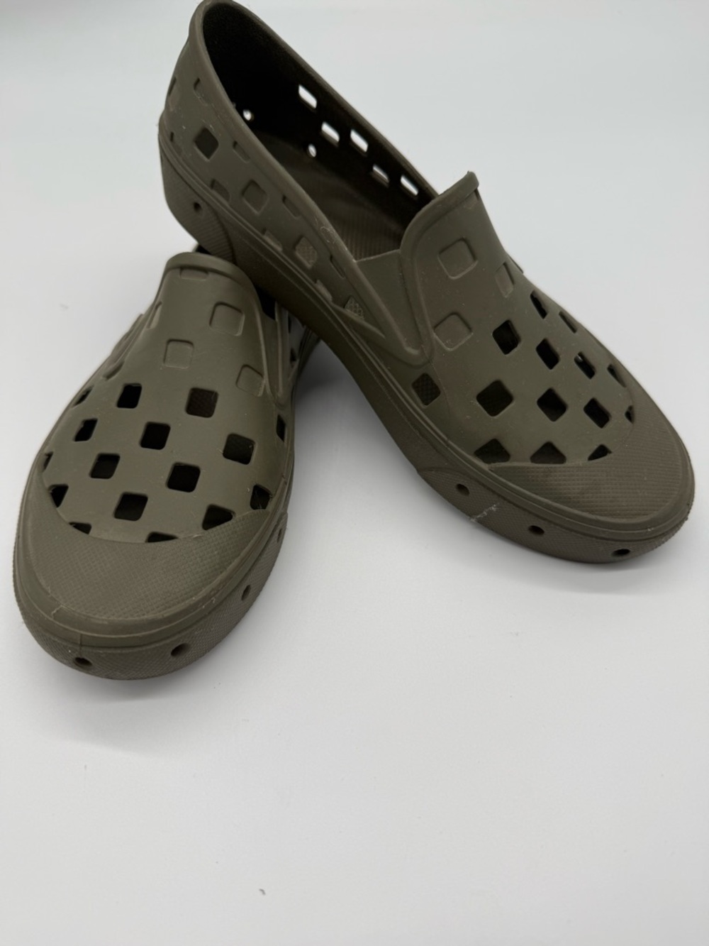 Vans Women's Slip-On Ventilated Sandal - Olive Green